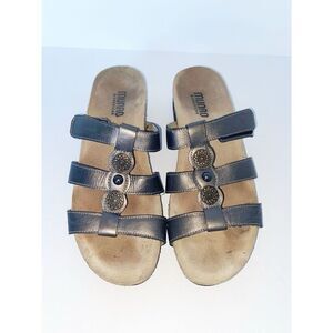 Munro Metallic Sandal Slide Three Straps Medallion Embellished Comfort Pewter 8N